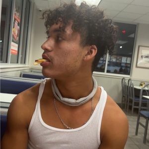 Meet your Posher, Anthony